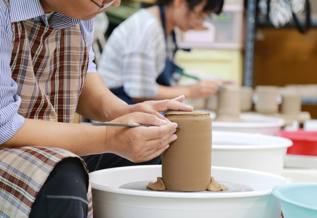 鹿児島の介護スクールで学習サポートが個別指導ありの特徴は？
