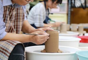 鹿児島の介護スクールで学習サポートが個別指導ありの特徴は？