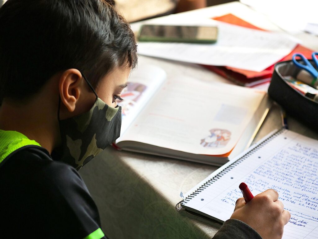 鹿児島の介護スクールで学習サポートが受けられる個別指導はありか？